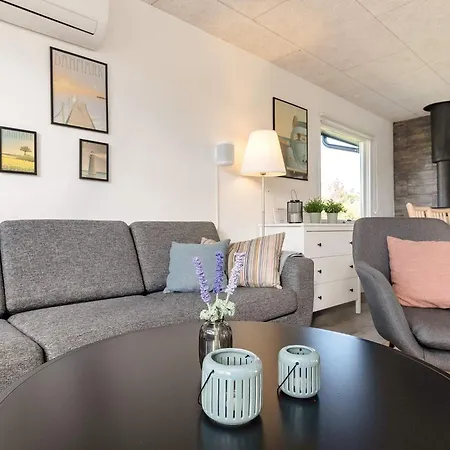 6 Person Holiday Home In Hals-By Traum * Hals